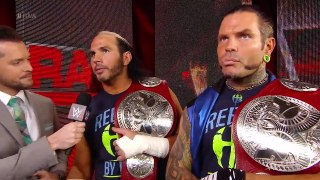 Raw, April 17, 2017 - Cesaro & Sheamus welcome The Hardy Boyz to Team Red