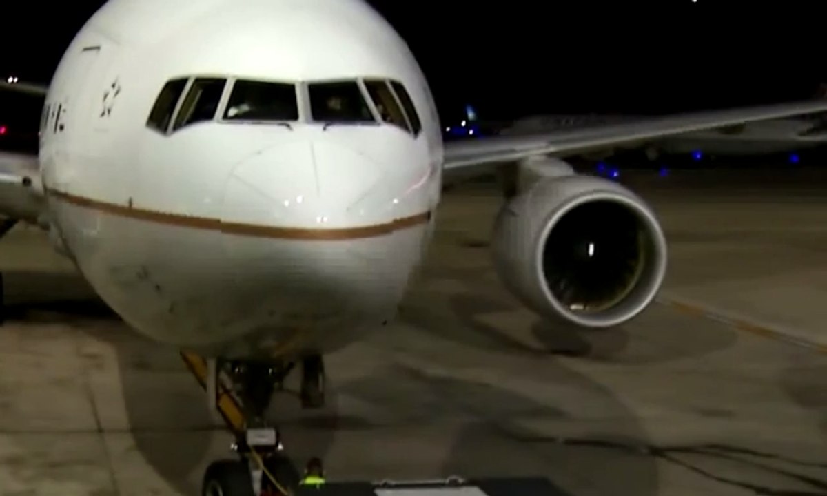 United Airlines Terus Disorot Dunia
