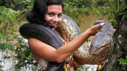 Giant Anaconda - Some women with their Anacondas