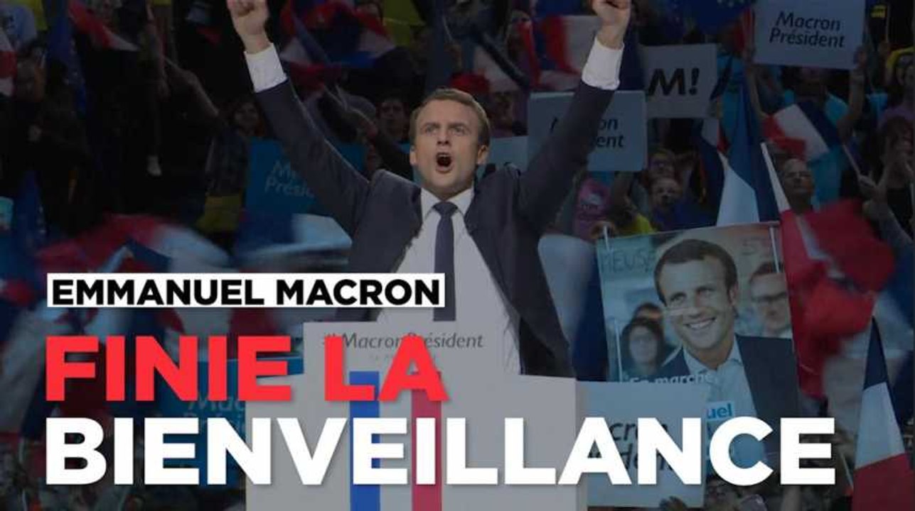 Macron attaque Mélenchon, Le Pen et Fillon dans son grand meeting de Bercy