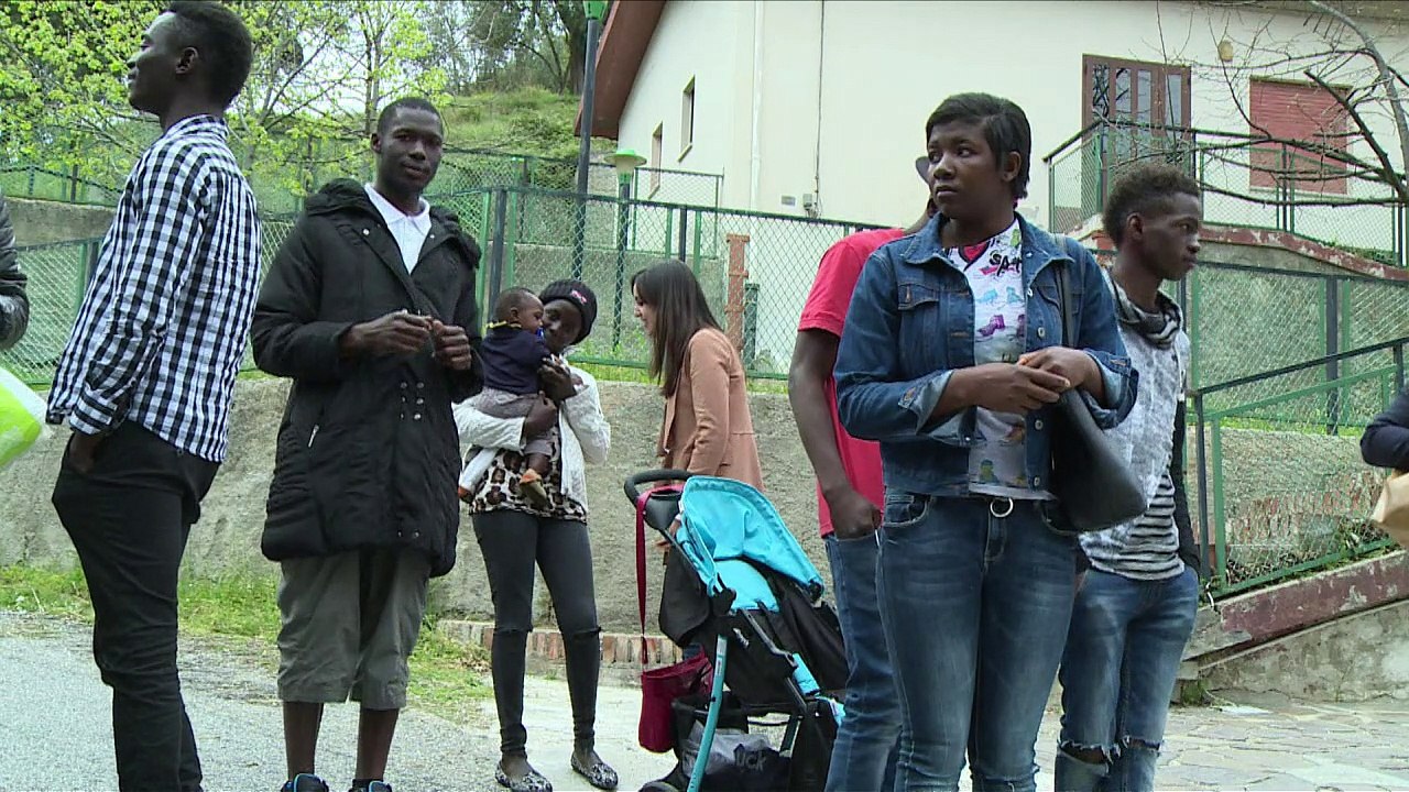 Flüchtlinge hauchen Dorf in Italien neues Leben ein