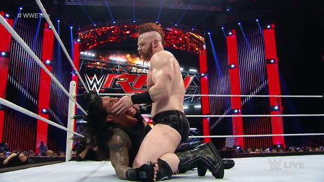 Roman Reigns vs. Sheamus - WWE World Heavyweight Championship Match- Raw, December 14, 2015