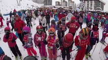 7 Jours Fous au Ski • #2 POUR JODIE QUI S'EST CASSÉ LE BRAS AU SKI • Du ski, de la luge