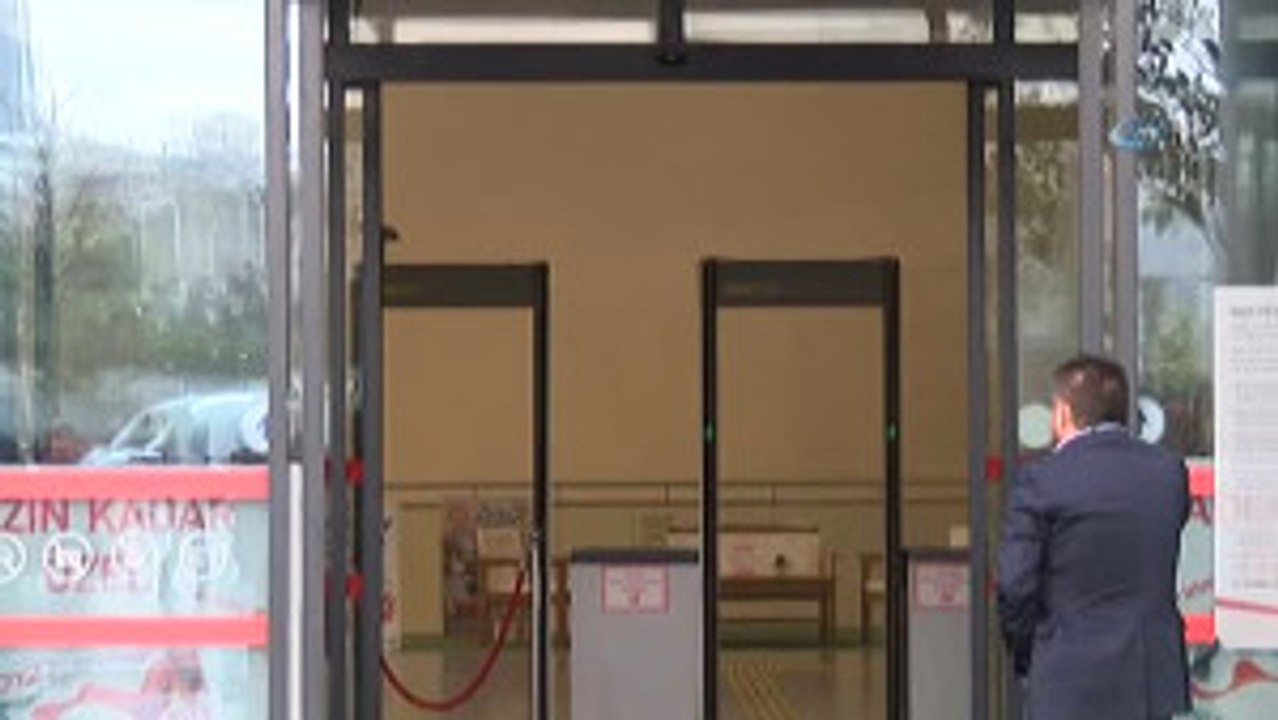 Avm Genel Müdürü: "Yarım Saat İçerisinde Alışveriş Merkezimizi Hizmete Açacağız