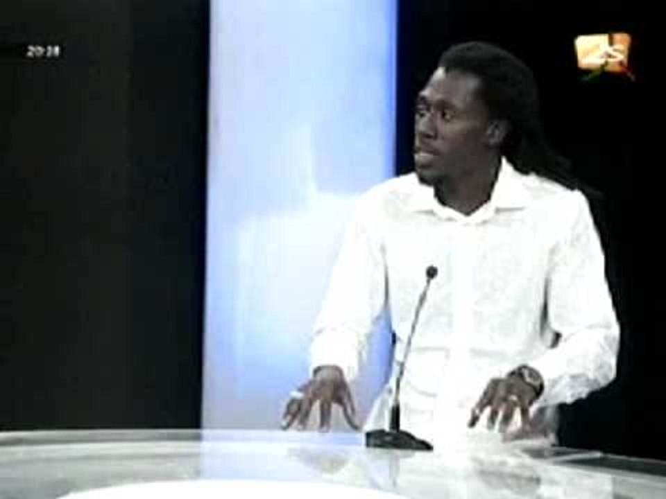 L'Invité de la Rédaction Ma samba de Un Mois Un Toit - JT Français - 11 Août 2012