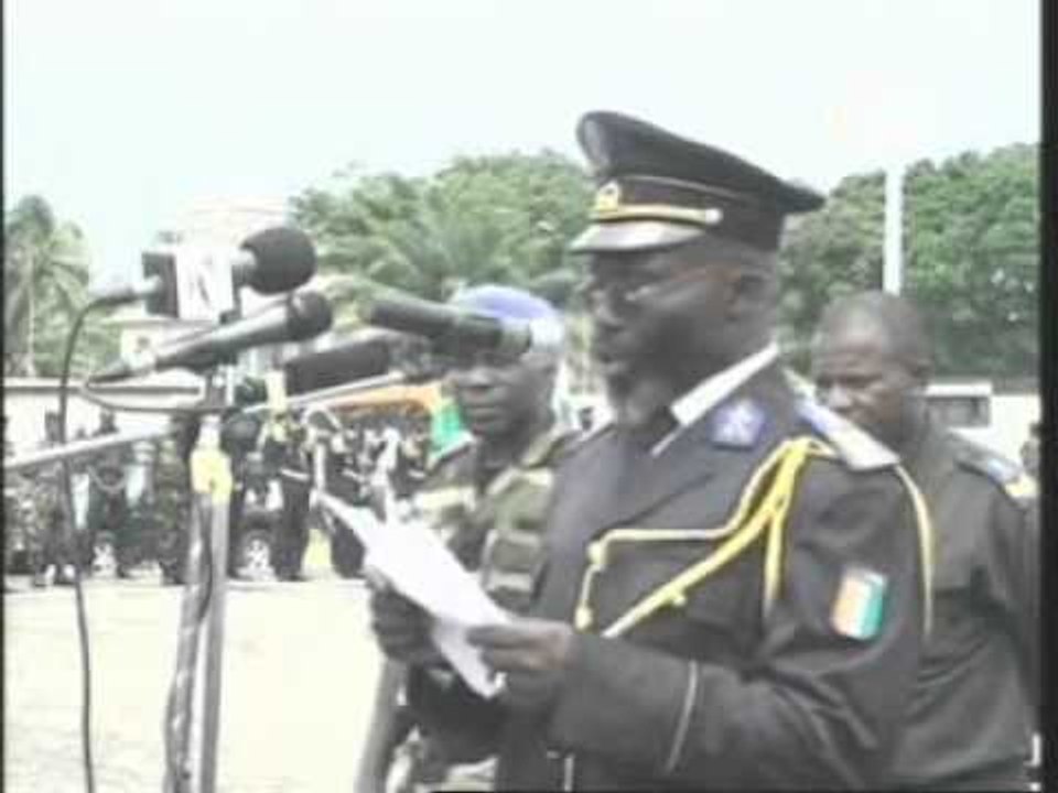 Double Cérémonie de passation de Commandement à l'Etat Major des Armées (I)