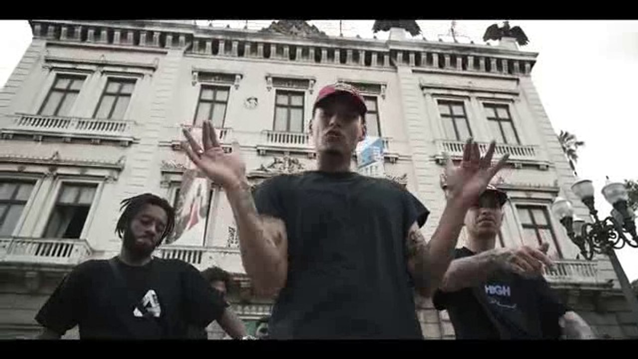 Filipe Ret - Vivendo Avançado - Part BK' e MC TH (Prod. Rick Beatz) [VIDEOCLIPE