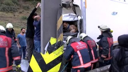 Tem Otoyolunda Sıkışmalı Trafik Kazası: 1 Yaralı