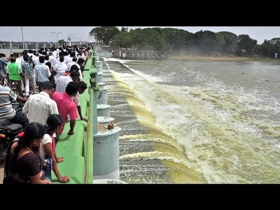 Cauvery water dispute : SC tells Karnataka to 'live & let live'|Oneindia News