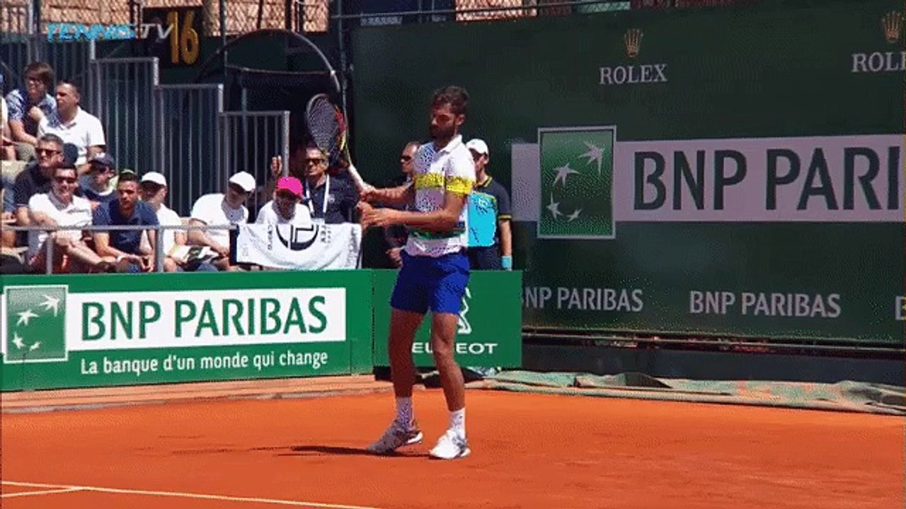 Benoit Paire casse une nouvelle raquette