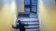 Maid  Vs Thief