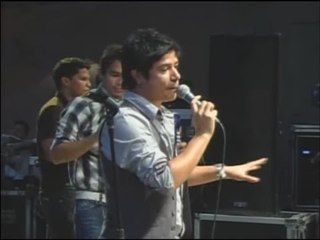 Duele - Daniel Calderón y Los Gigantes (En Vivo Festival Francisco El Hombre) ®