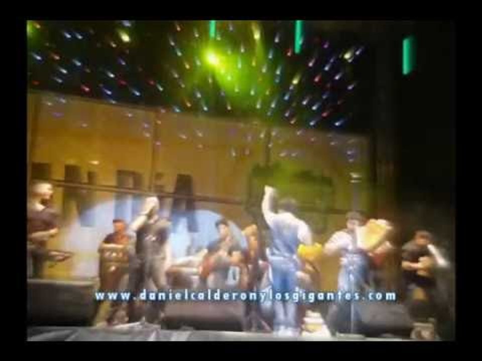 Daniel Calderón y Los Gigantes Especial en Medellín Aeroparque ®