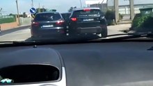 Confusão no Transito portugues mais parece a Russia