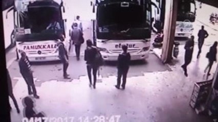 MİT Tırlarını Durduran Savcının Yakalanma Anı Güvenlik Kamerasına Yansıdı