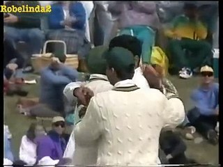 YORKER by Waqar Younis, what a ball