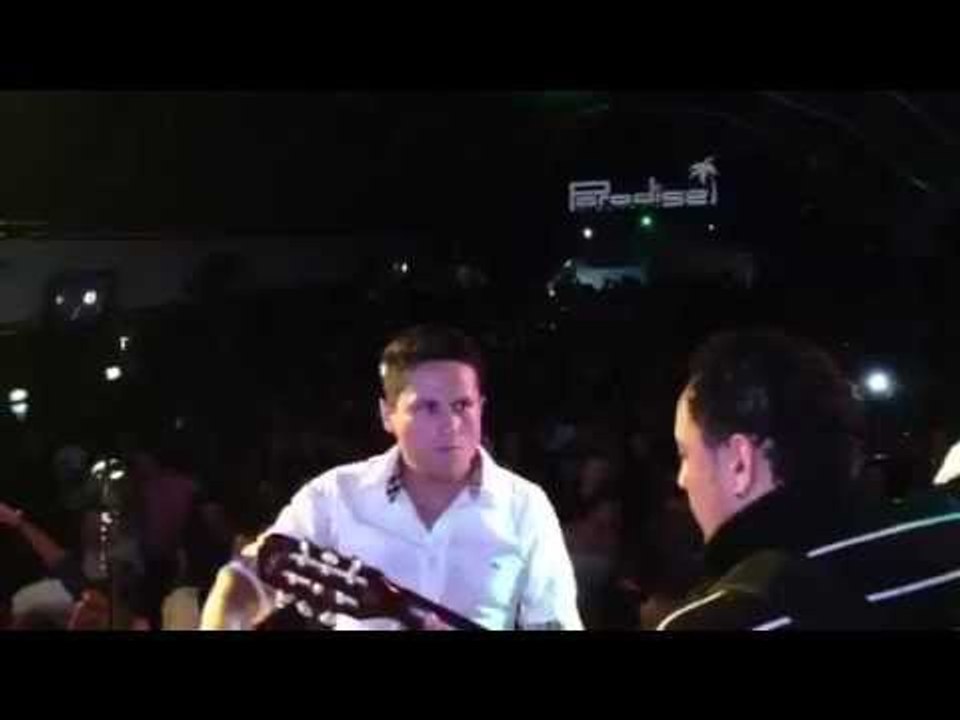 Osmar Peréz y los Chiches Vallenatos -Perdoname  ( En vivo )