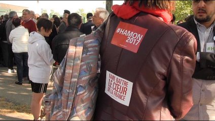 Les militants de Benoit Hamon au rendez-vous pour son meeting à Toulouse
