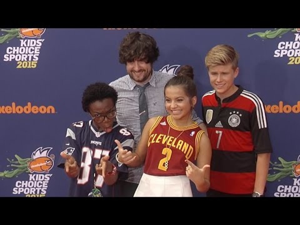 100 Things to Do Before High School CAST // Kids' Choice Sports 2015 Orange Carpet