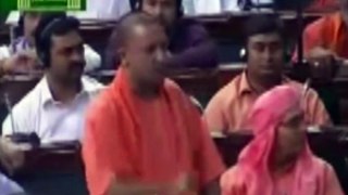 superb reply by narendra modi & Yogi Adityanath badly insults Owaisi In loksabha