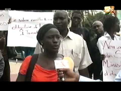 Les agents du secteur culturel tirent la sonnette d'alarme Jt Français 08 Août 2012