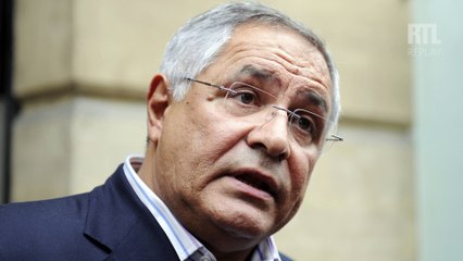 Robert Bourgi "ne peut pas dire" si François Fillon a rendu les bons costumes