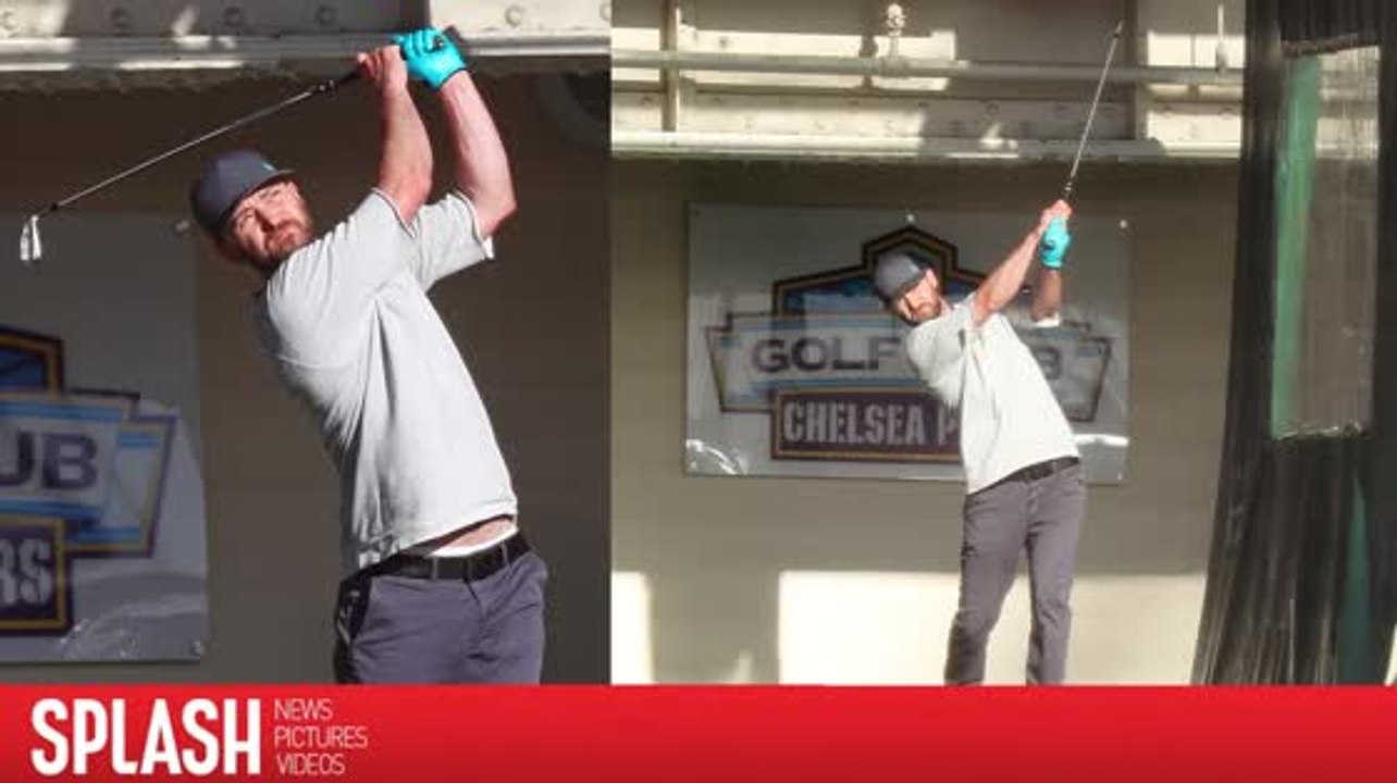 Golf Season! Justin Timberlake Shows Off His Form at the Driving Range