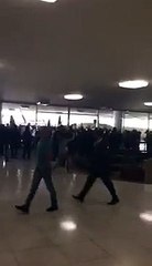 Confronto no Congresso: Policiais Invadem e Enfrentam Policiais Legislativos 🚨