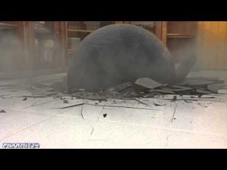 SAMSUNG GALAXY S3 SMASHED BY A DEMOLITION ROCK!