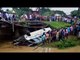 Andhra Pradesh bus plunges into roadside canal on Khammam highway, 8 killed | Oneindia News