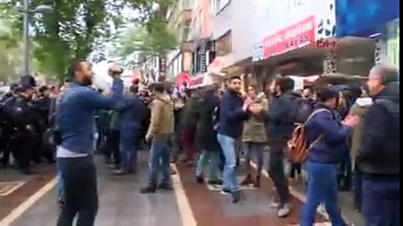 İzmit'te referandum tepkisi