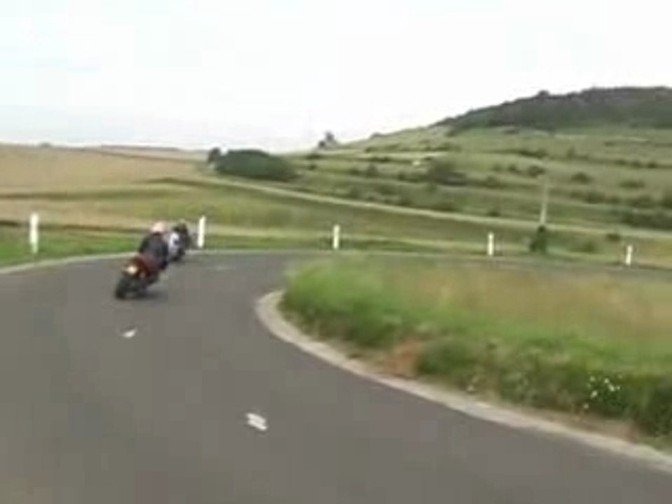 Chute d'une ducati 999...