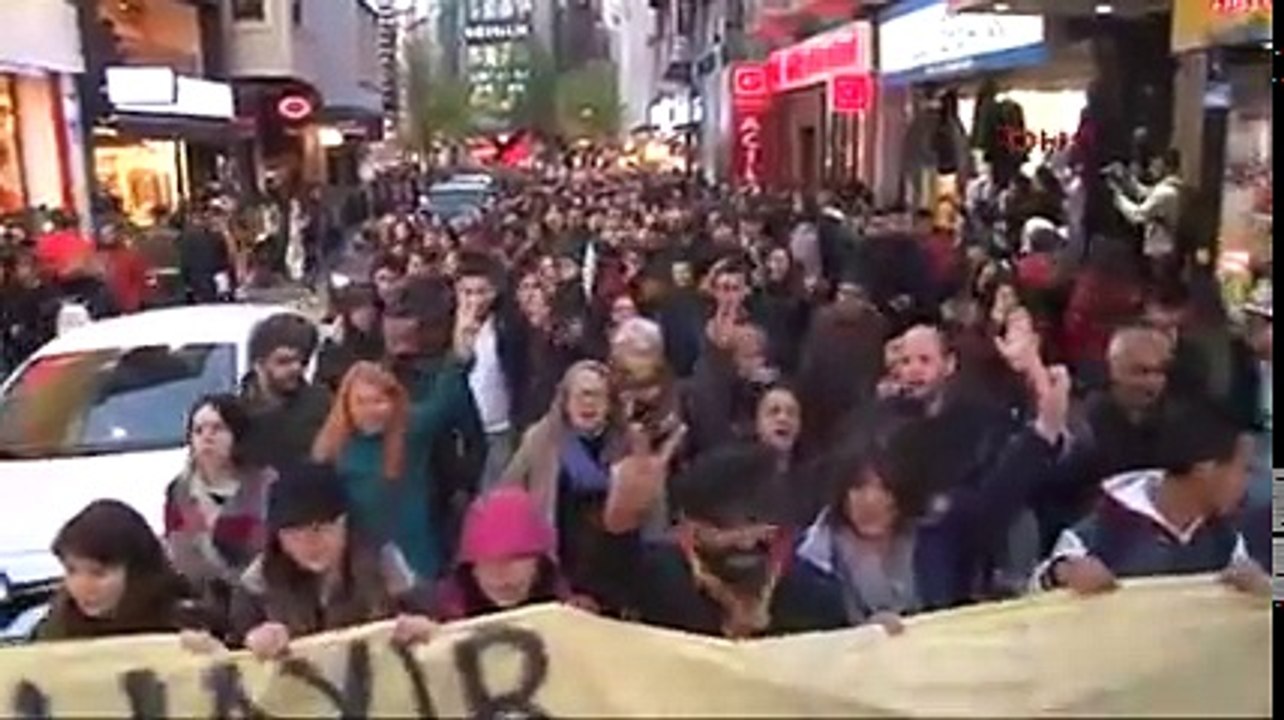 İstanbul'da referandum protestoları