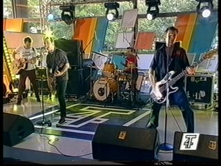 T4 (Channel 4 UK): Green Day - Minority