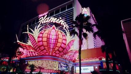 Mike Tyson dándole un paseo de costa a costa a Migos dentro de su mansion