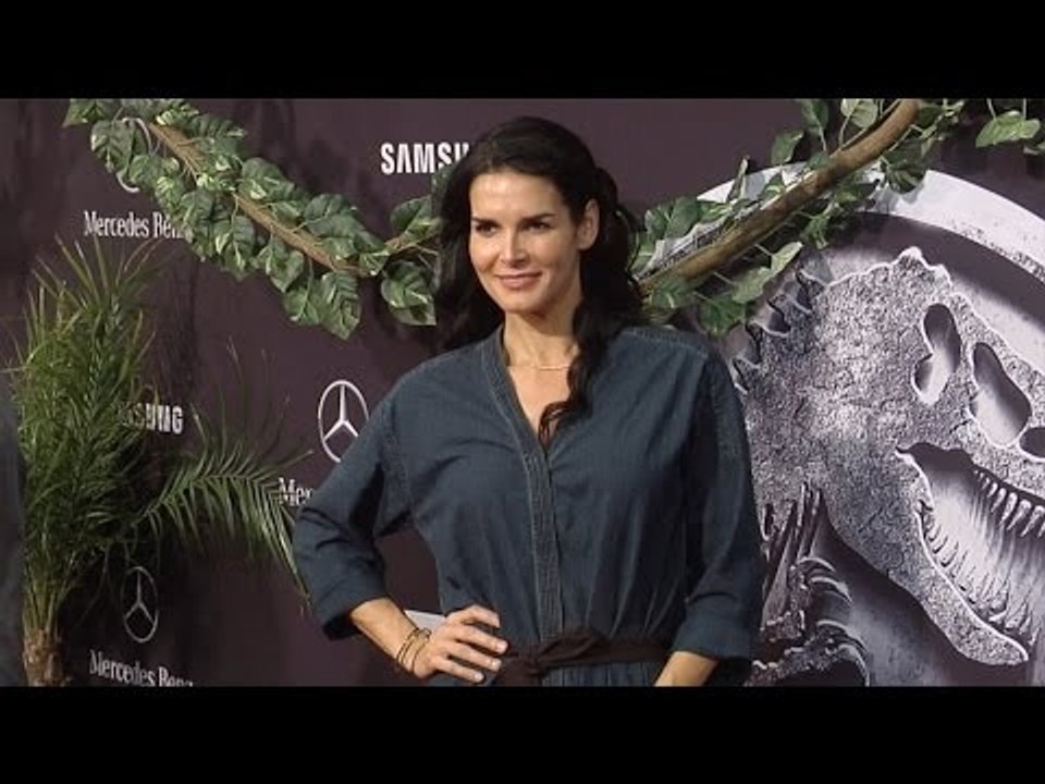Angie Harmon (Rizzoli & Isles) "Jurassic World" Hollywood Premiere Red Carpet