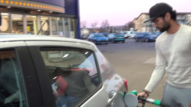 Suraj Sharma filling the tank of Toyota Yaris Hybrid Active at Mönsterås, Jan 03, 2017