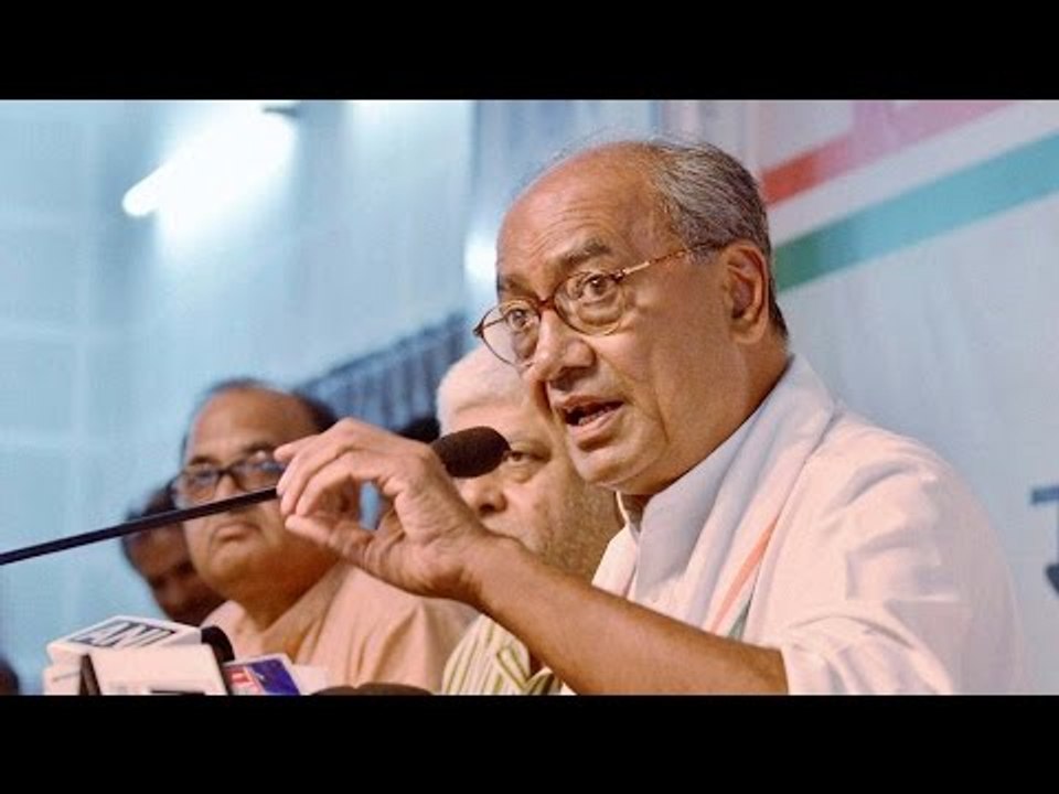 Digvijay Singh refers Kashmir as 'India-Occupied-Kashmir' | Oneindia News