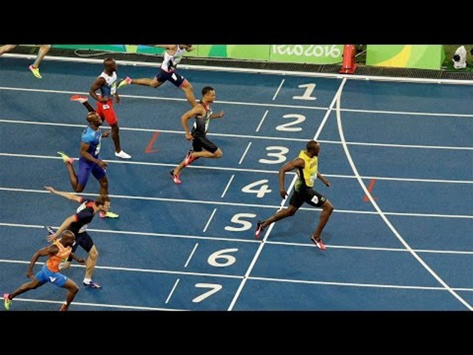Usain Bolt wins triple-triple with 4x 100m rela...
