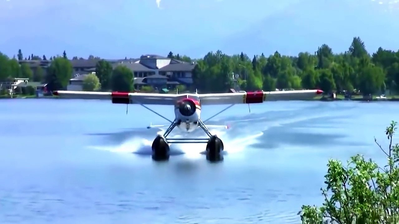 PLANE CRASH COMPILATION