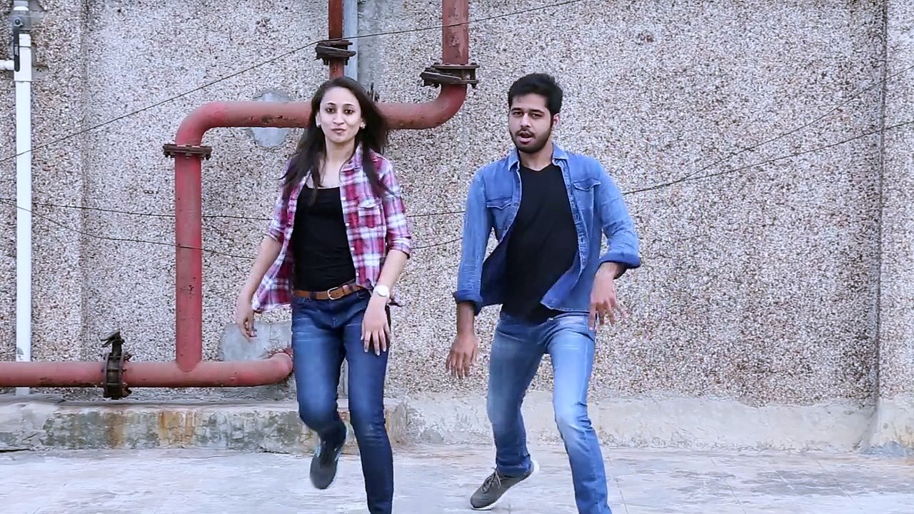 Parthraj Parmar and Jal Acharya Dance on Kala Chashma