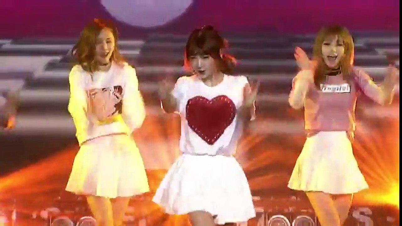 SNH48 7SENSES《Heart Beat心跳》1ST SHOWCASE IN SHANGHAI