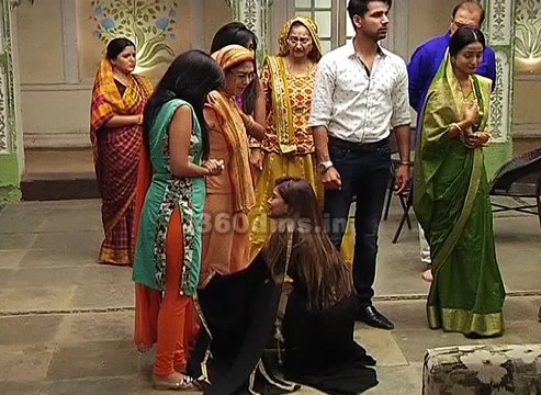 Yeh Rishta Kya Kehlata Hai- Naira & Singhania Family Knows About Akshara's MURDERER- यह रिश्ता क्या कहलाता है