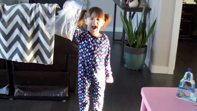 Bad Baby bakes DOG POOP pie!! Toy Freaks Out!-mhPbCqtemhM