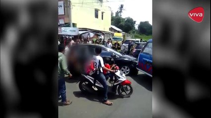 Detik-detik Mobil Satu Keluarga Dihujani Peluru