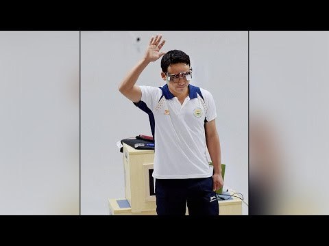 Jitu Rai crashes out of 50 meter pistol event at Rio Olympics | Oneindia News