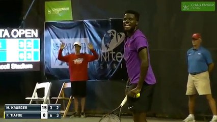 Love making disrupts tennis match in Sarasota