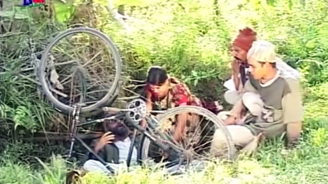 धुर्मुस र मग्ने बुडा को भिडन्त Dhurmus ra magne ko vidanta Nepali Comedy