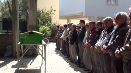 Kardeşi Tarafından Kazara Öldürülen Çocuk Toprağa Verildi