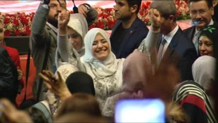 Başbakan Yıldırım'ın Eşi Semiha Yıldırım: "Bütün İnsanlara Şefkat ve Merhamet Eli Uzatanlardan...